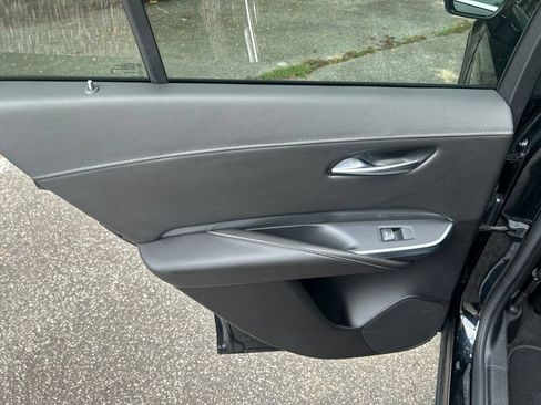 Used 2025 Cadillac XT4 Premium Luxury FWD image 26
