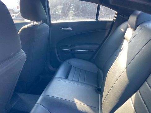 Used 2019 Dodge Charger Police w/ Street Appearance Group RWD image 4