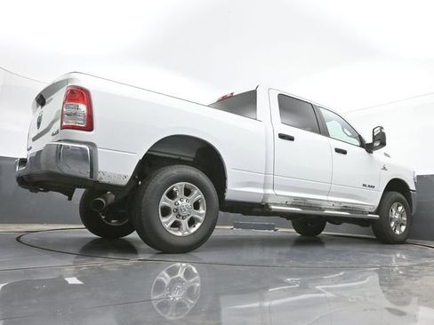 Used 2023 RAM 2500 Big Horn w/ Cold Weather Group AWD/4WD image 34