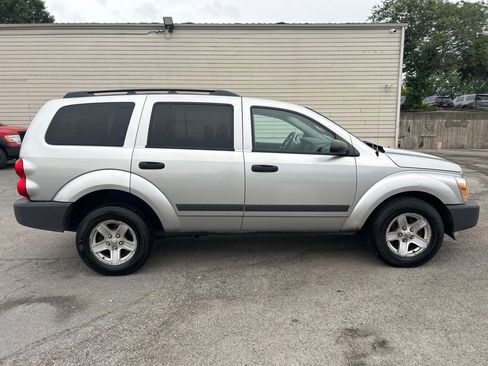 Used 2006 Dodge Durango SXT RWD image 5