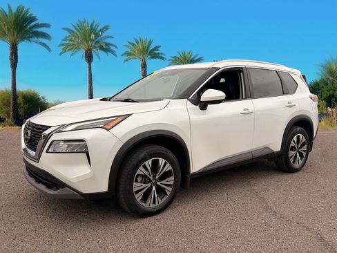 Used 2023 Nissan Rogue SV w/ SV Premium B Package FWD image 33