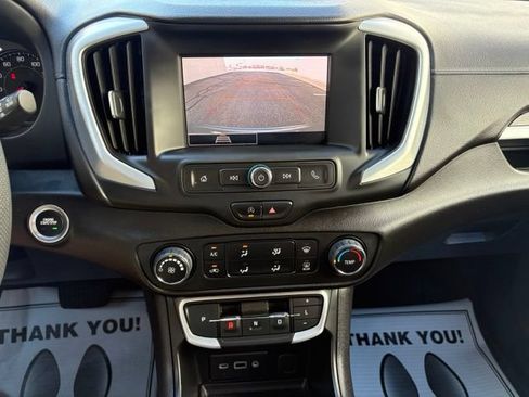 Used 2023 GMC Terrain SLE FWD image 15