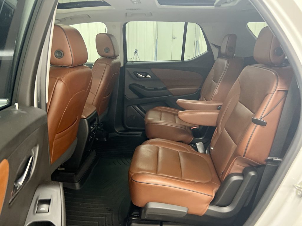 Used 2018 Chevrolet Traverse High Country AWD/4WD image 23