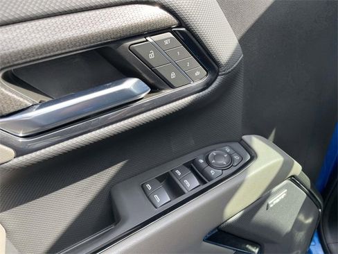 Used 2024 Chevrolet Silverado 1500 ZR2 w/ Technology Package image 13