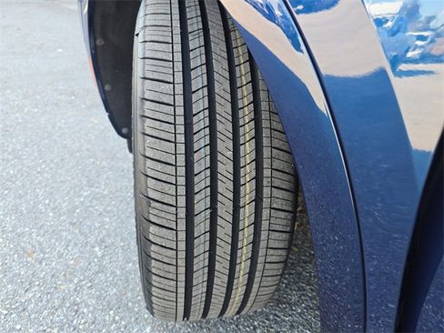 Certified 2023 Buick Envision Avenir image 32