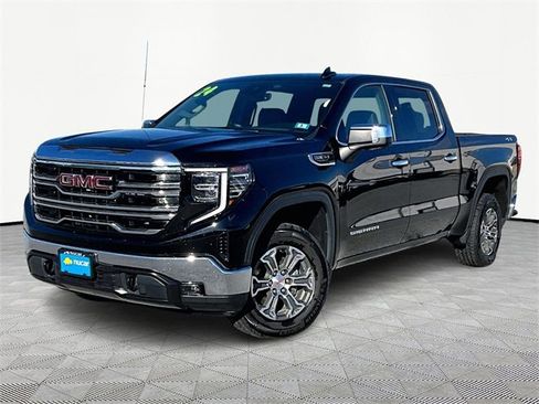 Used 2024 GMC Sierra 1500 SLT image 3