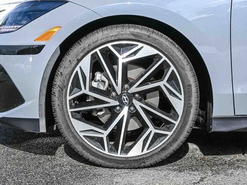 Certified 2023 Hyundai Ioniq 6 SEL image 11