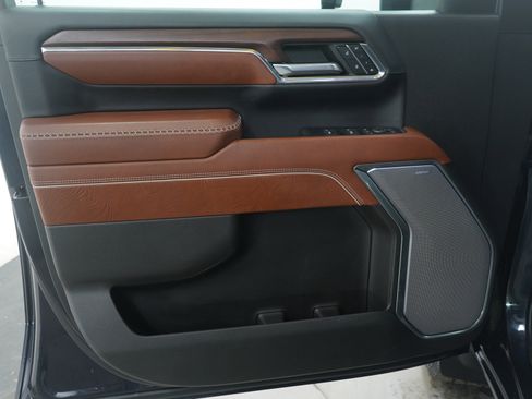 Used 2024 GMC Sierra 2500 Denali Ultimate w/ Max Trailering Package image 20