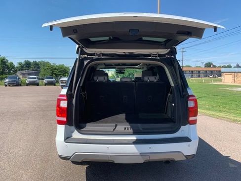 Used 2021 Ford Expedition XLT RWD image 28