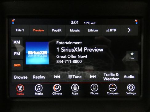 Used 2022 Dodge Charger SXT image 11