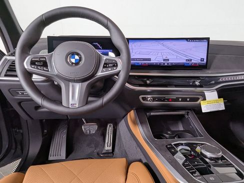 New 2026 BMW X5 xDrive40i w/ M Sport Package AWD/4WD image 18