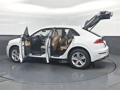 Used 2019 Audi Q8 Premium w/ Convenience Package image 68