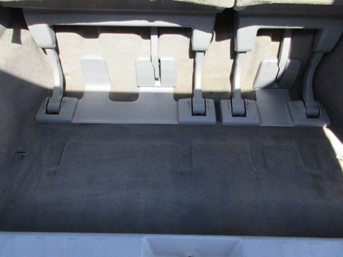 Used 2011 Toyota Sienna LE w/ Towing Pkg FWD image 29