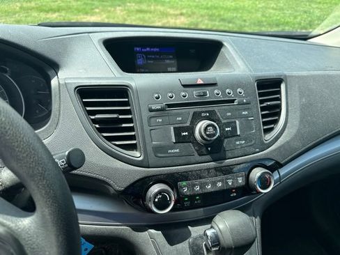 Used 2015 Honda CR-V LX image 13