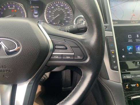 Used 2019 INFINITI Q50 Signature Edition image 19