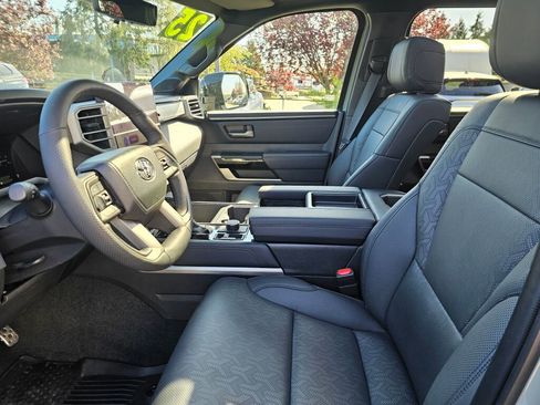 Used 2025 Toyota Tundra Limited w/ TRD Off-Road Package AWD/4WD image 26