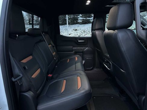 Used 2021 GMC Sierra 1500 AT4 w/ AT4 Preferred Package image 12