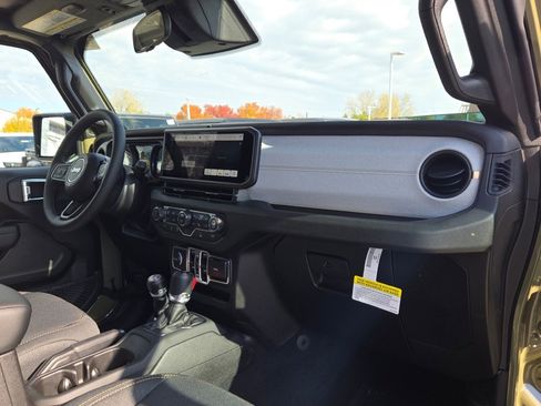 New 2026 Jeep Gladiator Sport image 8