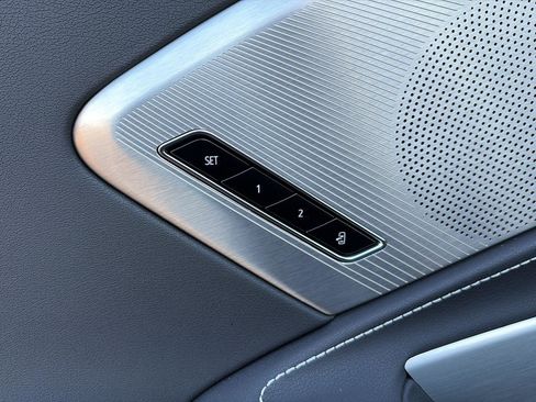 Used 2024 Chevrolet Corvette Stingray Preferred Cpe w/ Battery Protection Package image 9