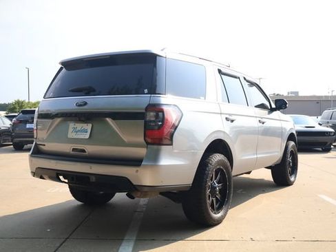 Used 2021 Ford Expedition Limited AWD/4WD image 5