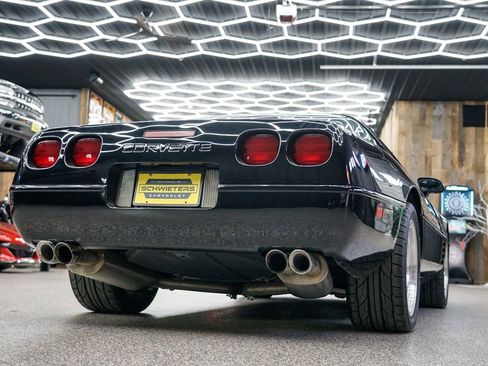 Used 1994 Chevrolet Corvette Coupe image 6