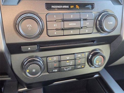 Used 2018 Ford F150 XLT w/ Equipment Group 302A Luxury image 18