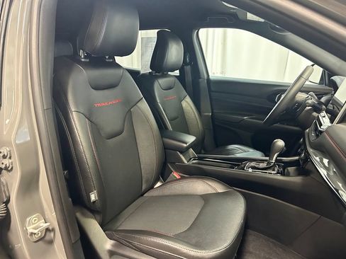 Used 2024 Jeep Compass Trailhawk AWD/4WD image 22
