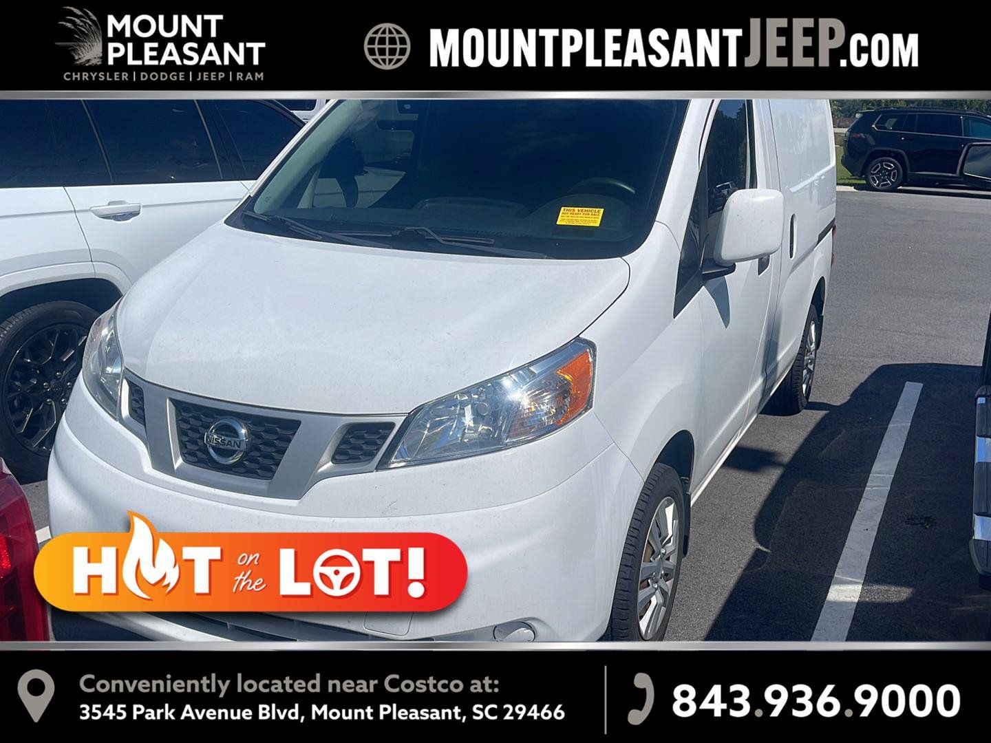 Used 2021 Nissan NV200 SV FWD image 1
