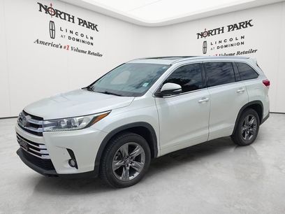 Used 2018 Toyota Highlander Limited Platinum