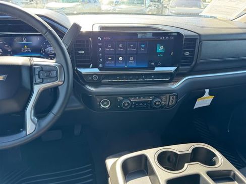 Certified 2024 Chevrolet Silverado 1500 LT image 13