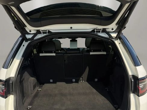 Used 2022 Land Rover Discovery Sport S R-Dynamic AWD/4WD image 7
