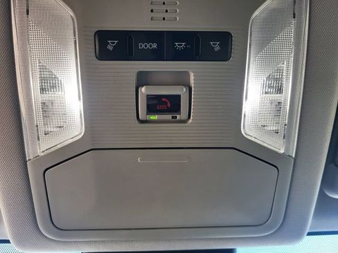 Used 2025 Toyota RAV4 XLE FWD image 20