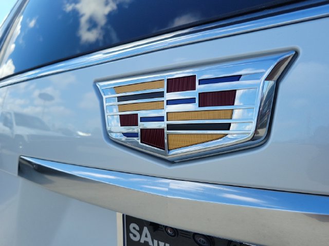 Used 2025 Cadillac Escalade Premium Luxury Platinum w/ LPO, Floor Liner Package AWD/4WD image 9