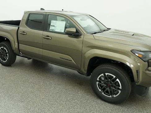 New 2026 Toyota Tacoma TRD Sport RWD image 12