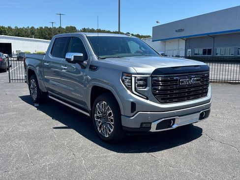 Used 2025 GMC Sierra 1500 Denali Ultimate AWD/4WD image 4