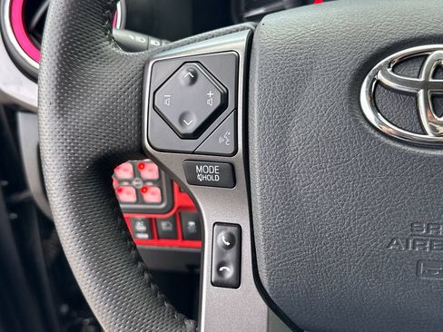 Used 2023 Toyota Tacoma TRD Pro AWD/4WD image 17