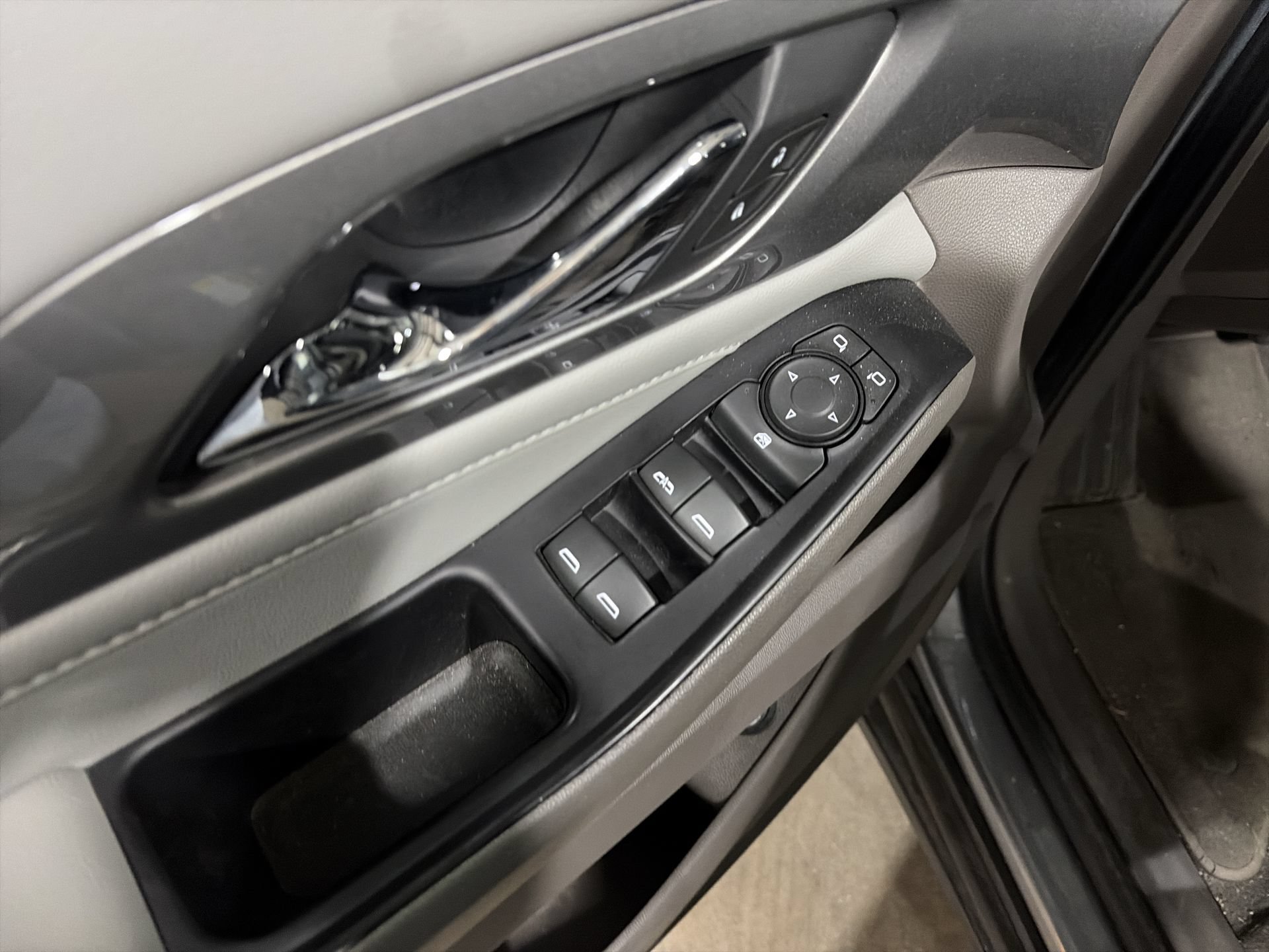 Used 2019 Chevrolet Traverse LT AWD/4WD image 25
