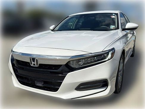 Used 2019 Honda Accord LX image 3
