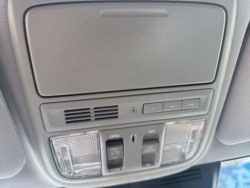 Used 2017 Honda CR-V EX-L image 20