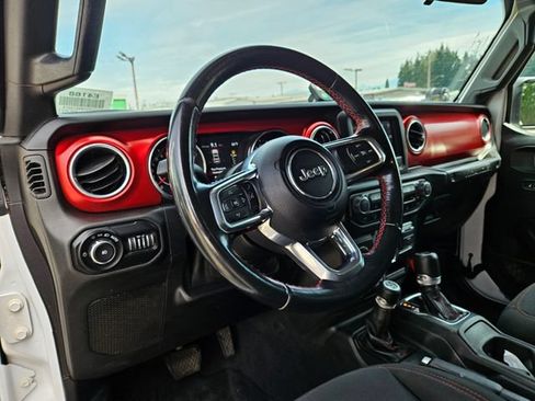 Used 2021 Jeep Wrangler Unlimited Rubicon AWD/4WD image 9
