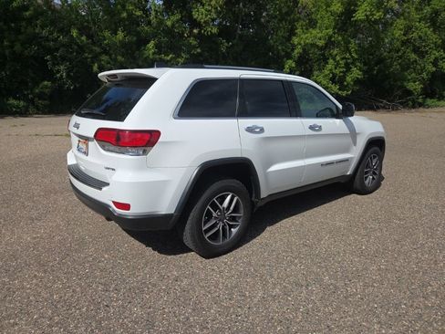 Used 2022 Jeep Grand Cherokee Limited AWD/4WD image 13
