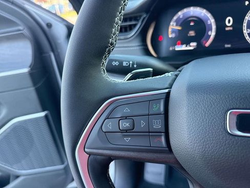 New 2026 Jeep Grand Cherokee L Limited AWD/4WD image 16