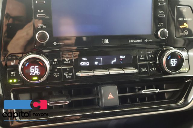 Used 2022 Toyota Highlander Limited AWD/4WD image 22