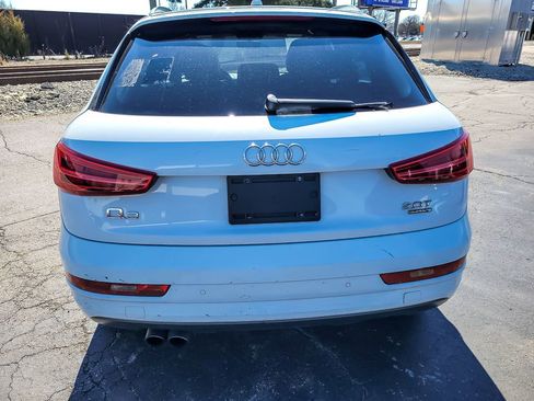 Used 2018 Audi Q3 2.0T Premium w/ Convenience Package image 5
