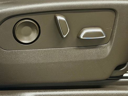 Used 2022 GMC Yukon Denali image 29