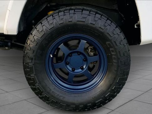 Used 2021 Toyota 4Runner TRD Off-Road Premium w/ Moonroof Package image 10