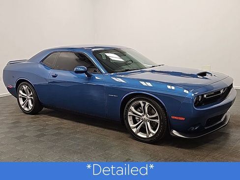 Used 2022 Dodge Challenger R/T image 3
