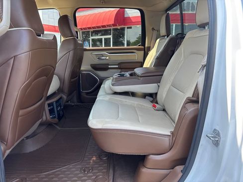 Used 2020 RAM 1500 Laramie AWD/4WD image 28
