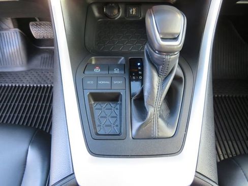 Certified 2023 Toyota RAV4 XLE Premium image 23