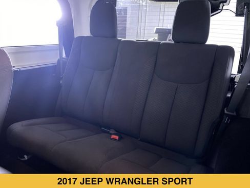 Used 2017 Jeep Wrangler Sport w/ Quick Order Package 24S AWD/4WD image 10
